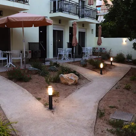 Apartman Edipsos Garden